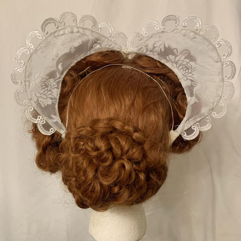 Elizabethan Wig Back