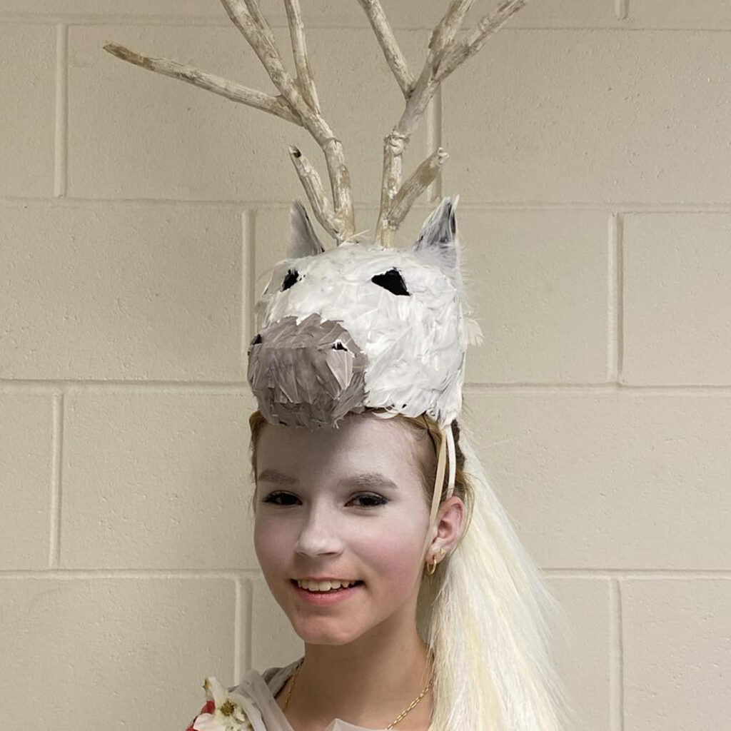 Lion Witch Wardrobe Stag